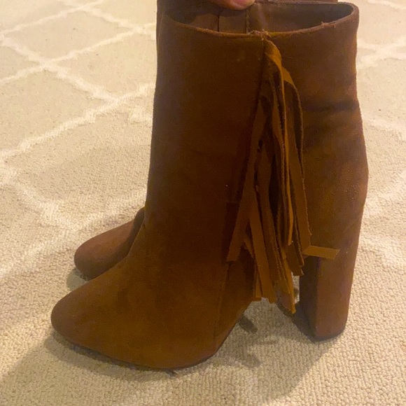 Brown fringe bootie - Picture 2 of 2